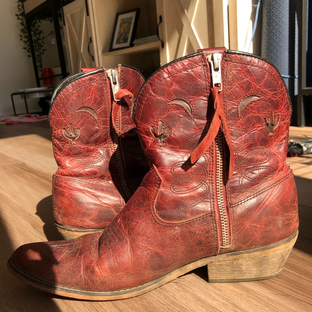 Dingo Red Cowboy Boots